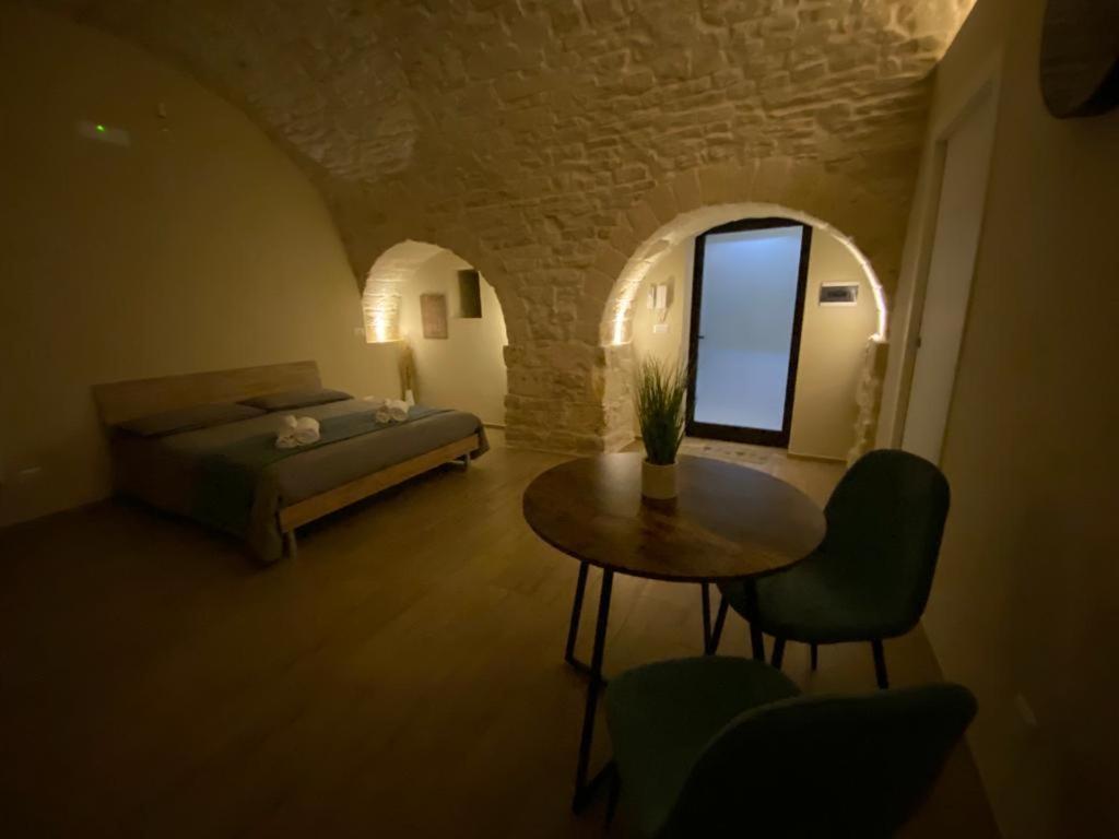 Regina Bona Rooms Modugno Ngoại thất bức ảnh